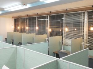まち図書カフェ東広島room